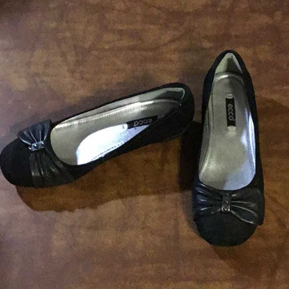 ECCO Black Suede Leather Bow Ballet Flats Comfy Classic Dressy 37 - Picture 4 of 16